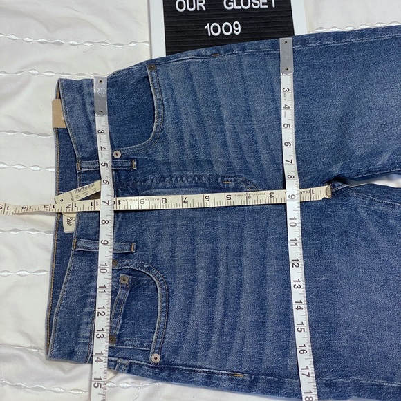 MADEWELL Denim. Classic straight Jeans in Coldbrook wash. 27 Tall - Picture 4 of 7
